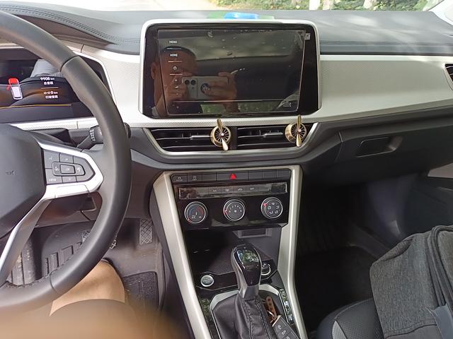 Volkswagen T-Roc 2025 thumb 6