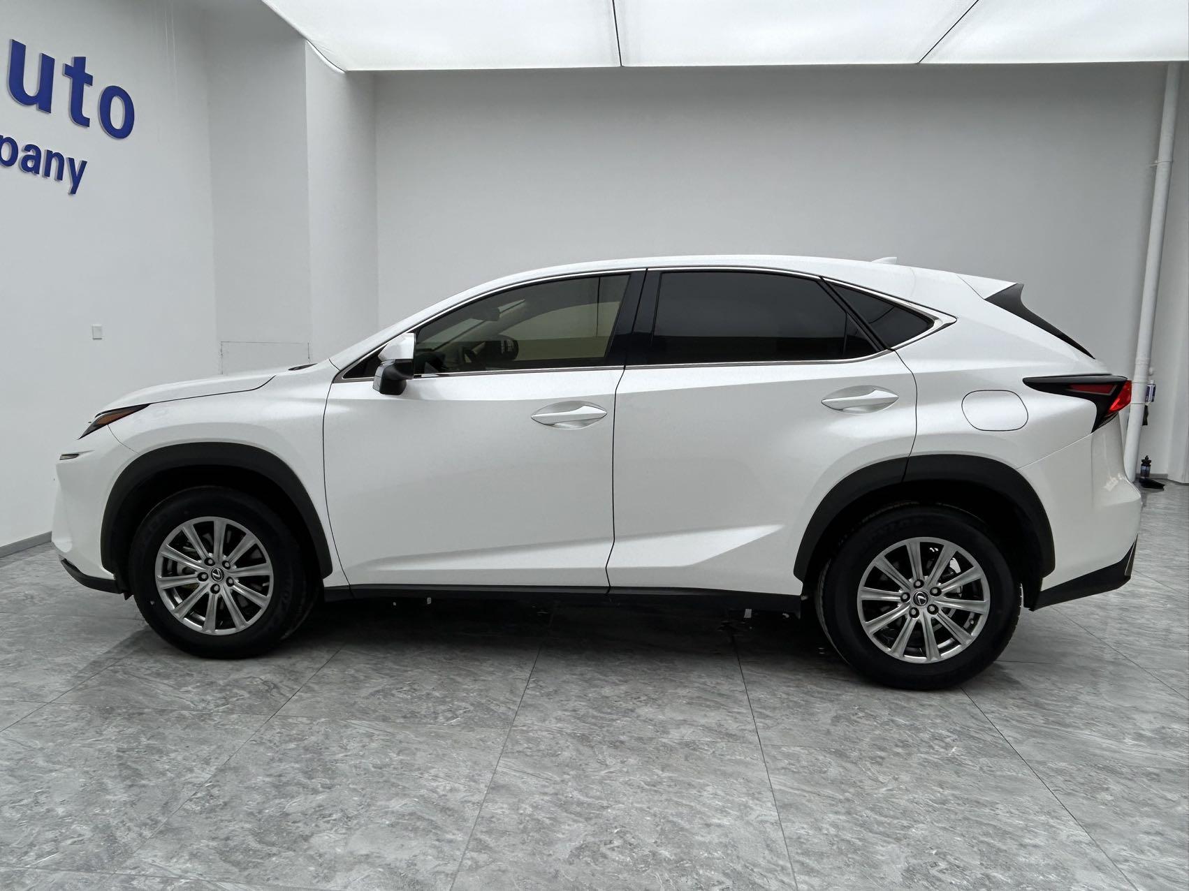 Lexus NX 2020 thumb 2