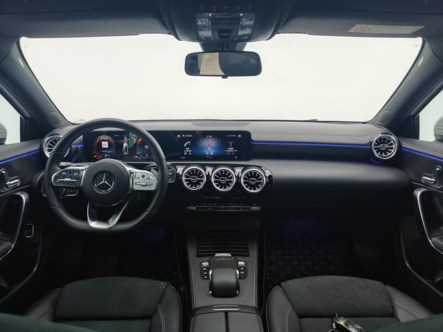 Mercedes-Benz A-Класс 2023 thumb 12
