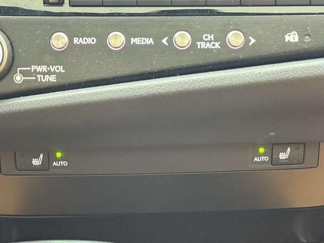 Lexus ES 2022 thumb 3