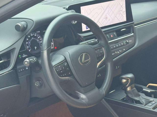 Lexus ES 2022 thumb 12