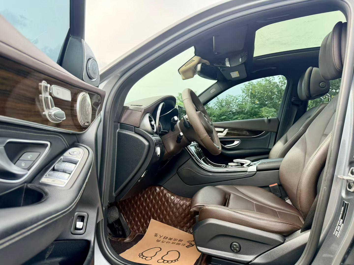 Mercedes-Benz GLC 2017 thumb 5