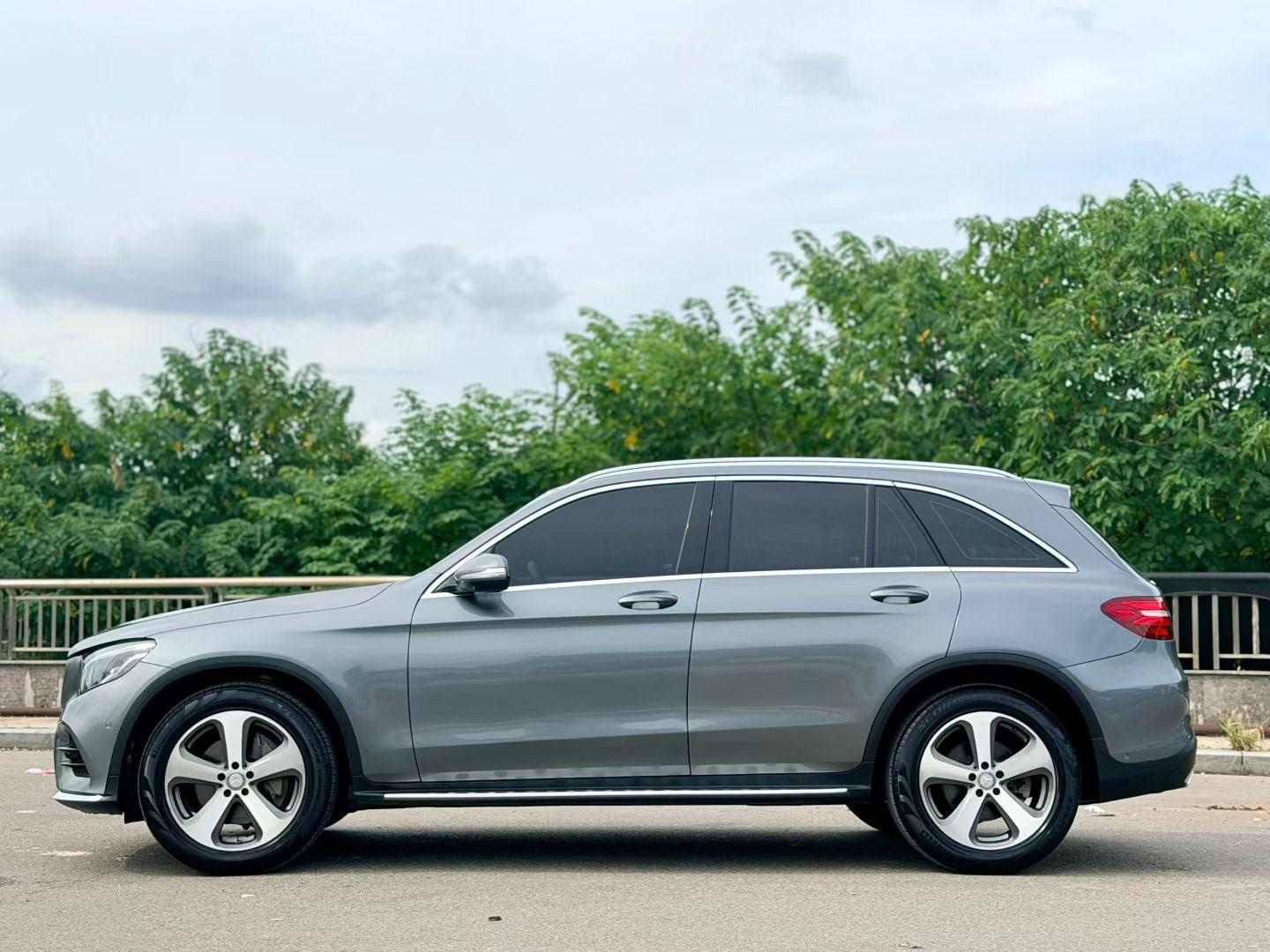 Mercedes-Benz GLC 2017 thumb 10