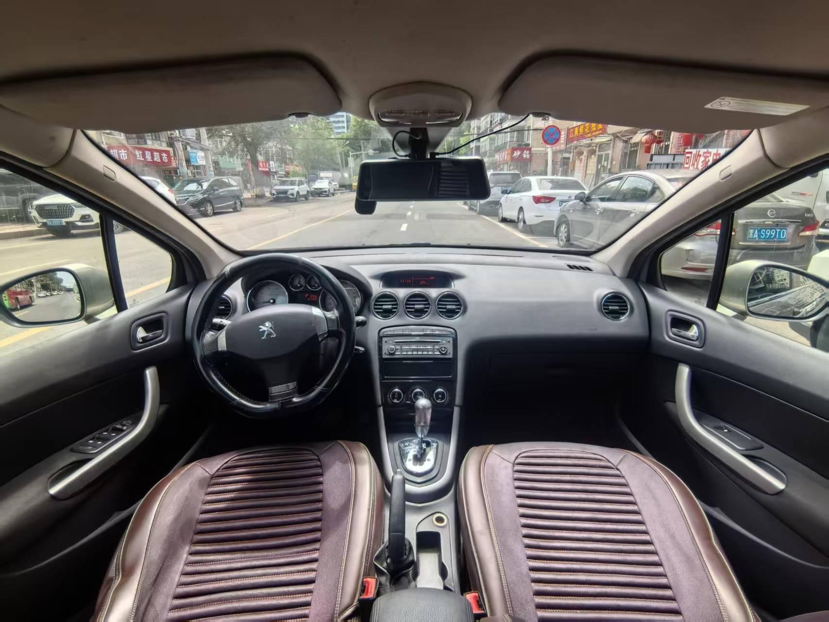 Peugeot 408 2013 thumb 5