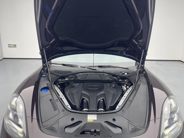 Porsche Panamera 2022 thumb 8