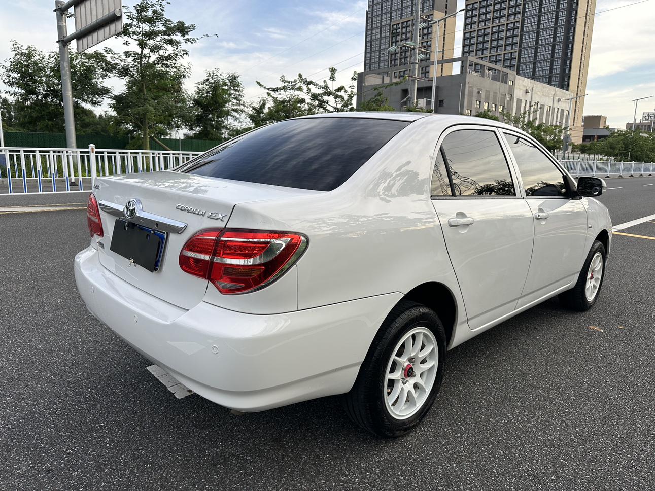 Toyota Corolla 2013 thumb 2