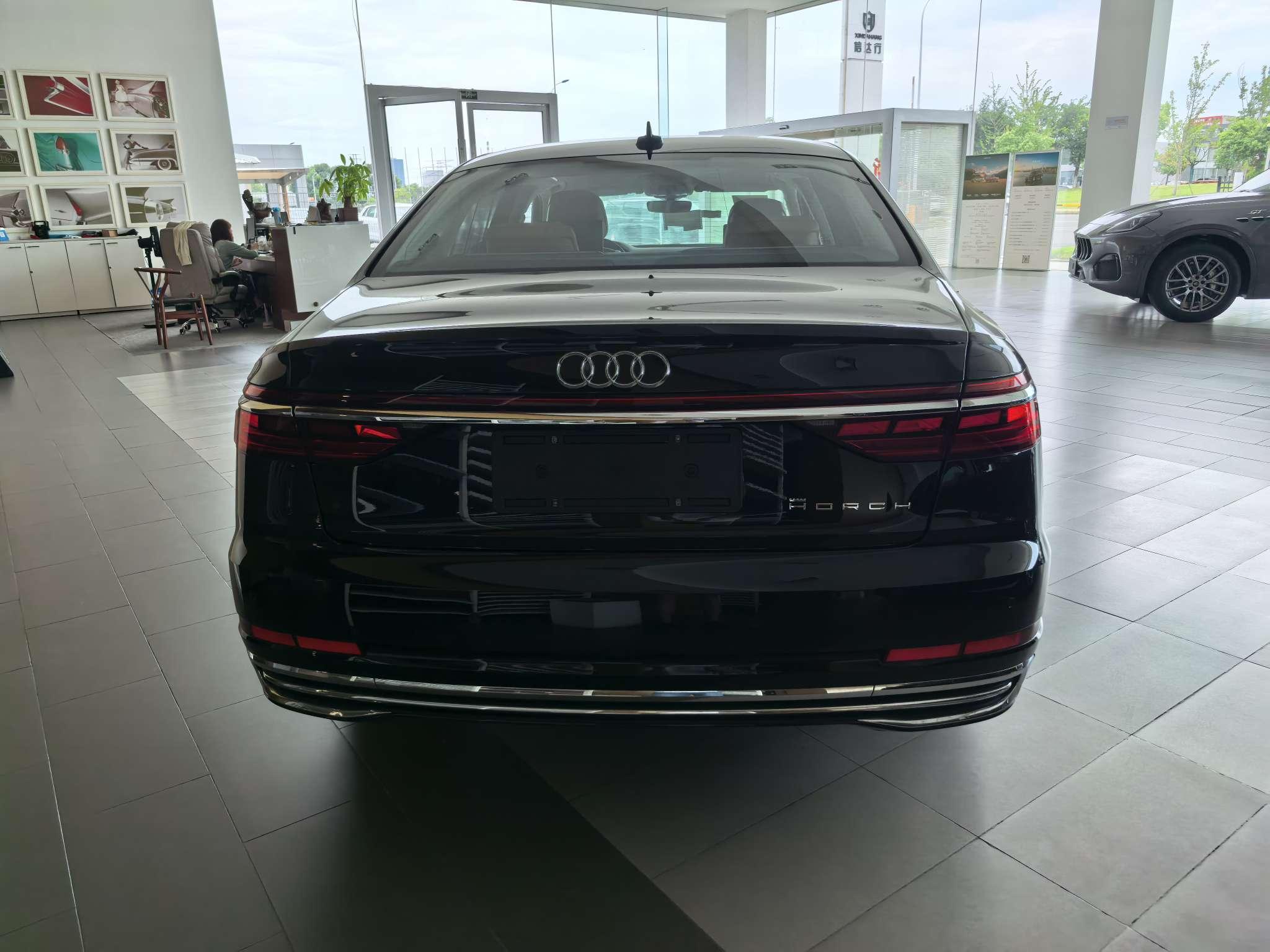 Audi A8 2025 thumb 3