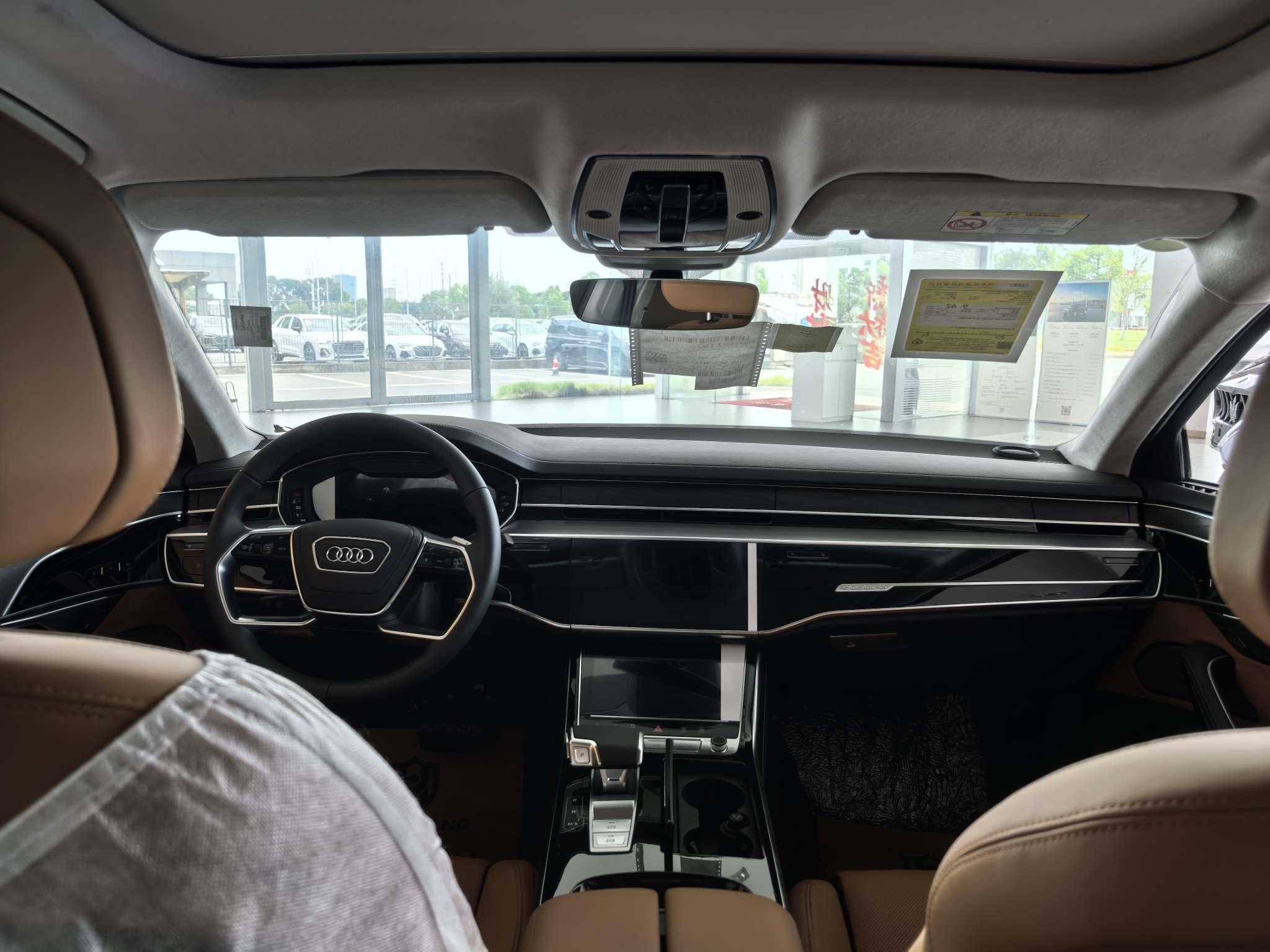 Audi A8 2025 thumb 7