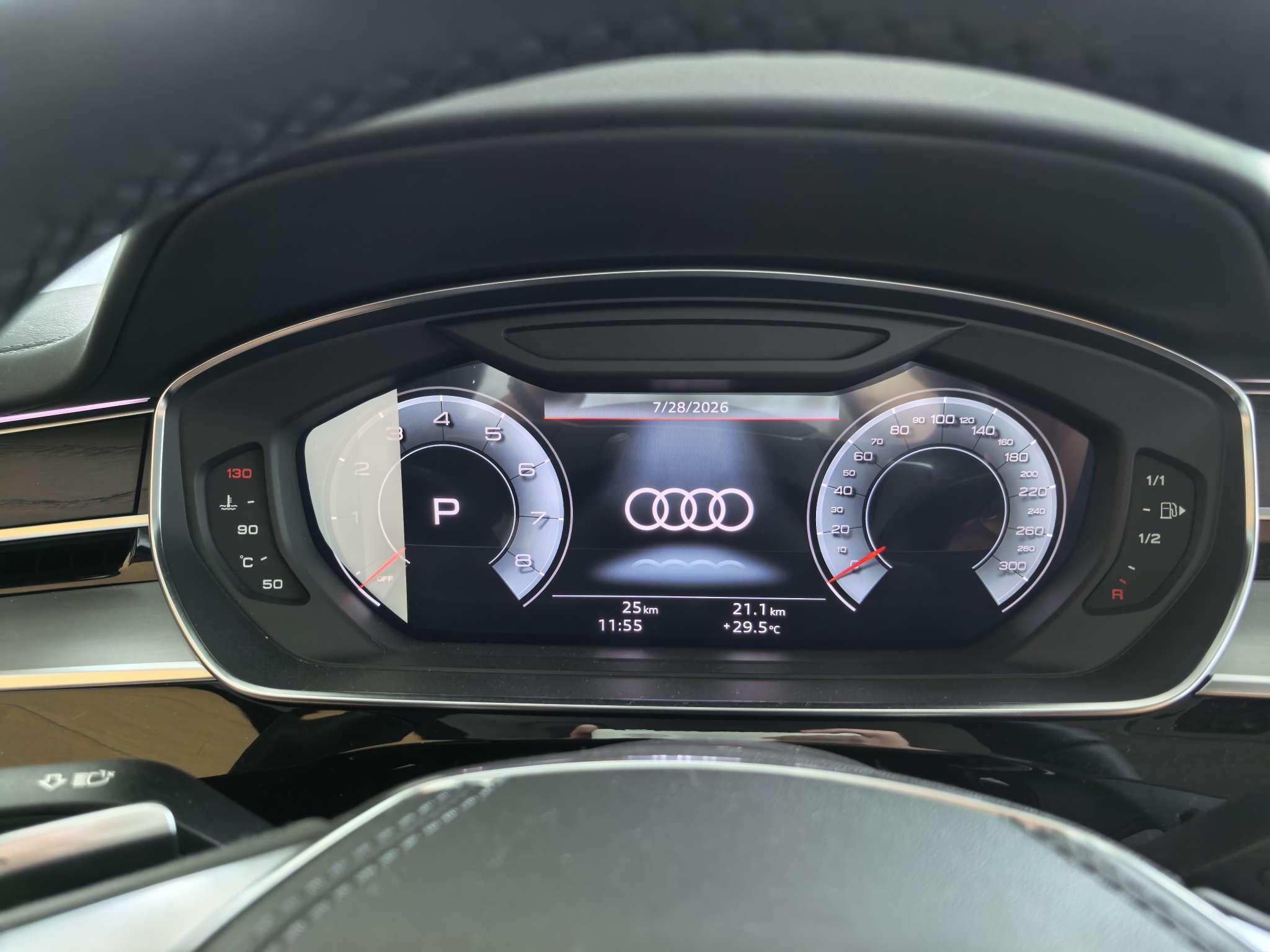 Audi A8 2025 thumb 8
