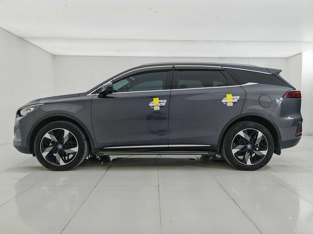 BYD Tang 2024 thumb 2