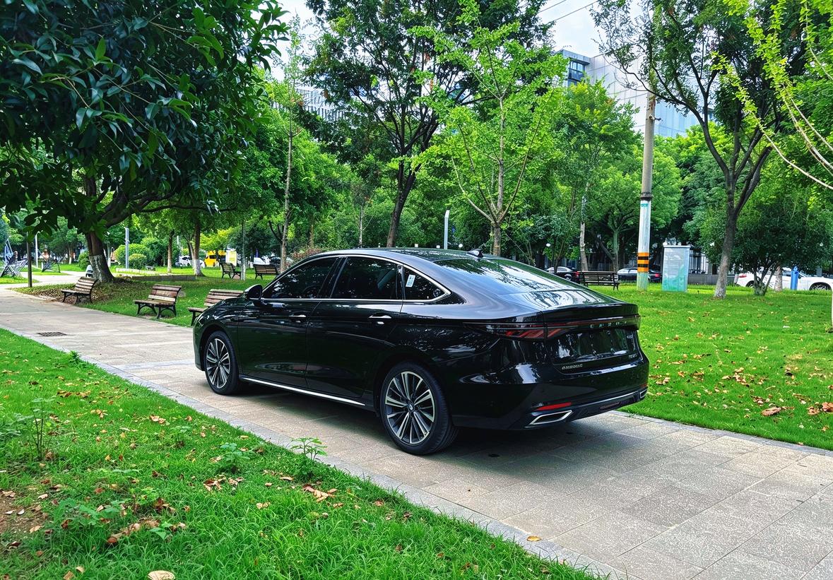 Chery Arrizo 8 PRO 2025 thumb 2