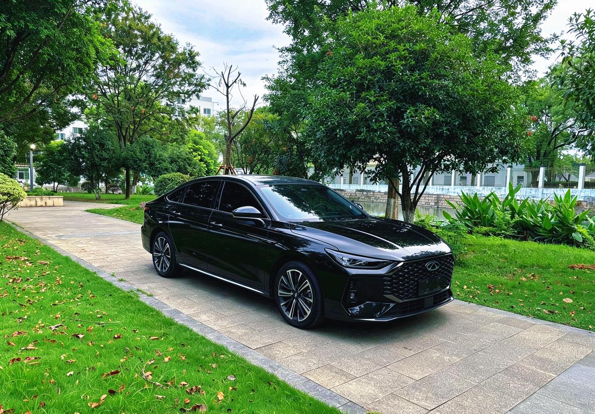 Chery Arrizo 8 PRO 2025 thumb 10