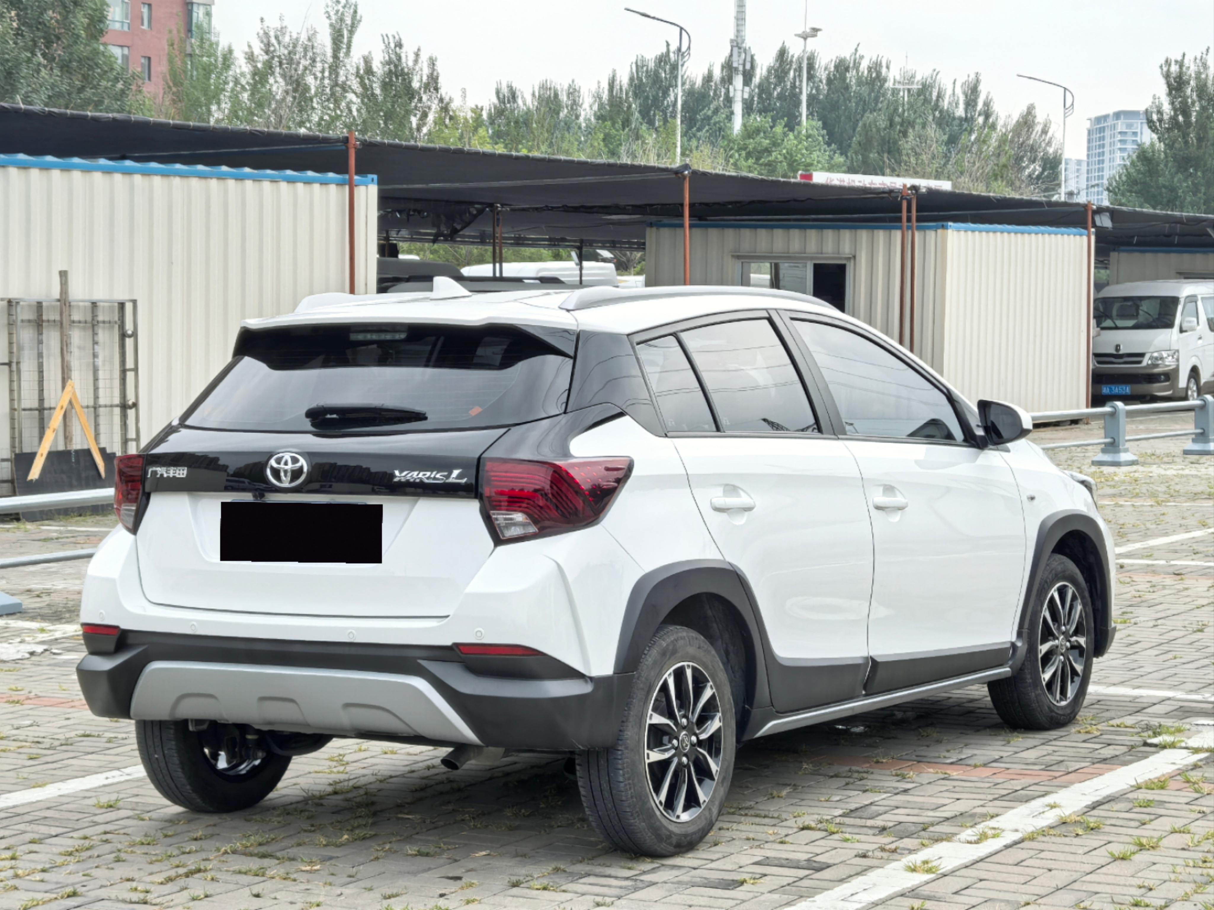 Toyota Yaris 2022 thumb 4