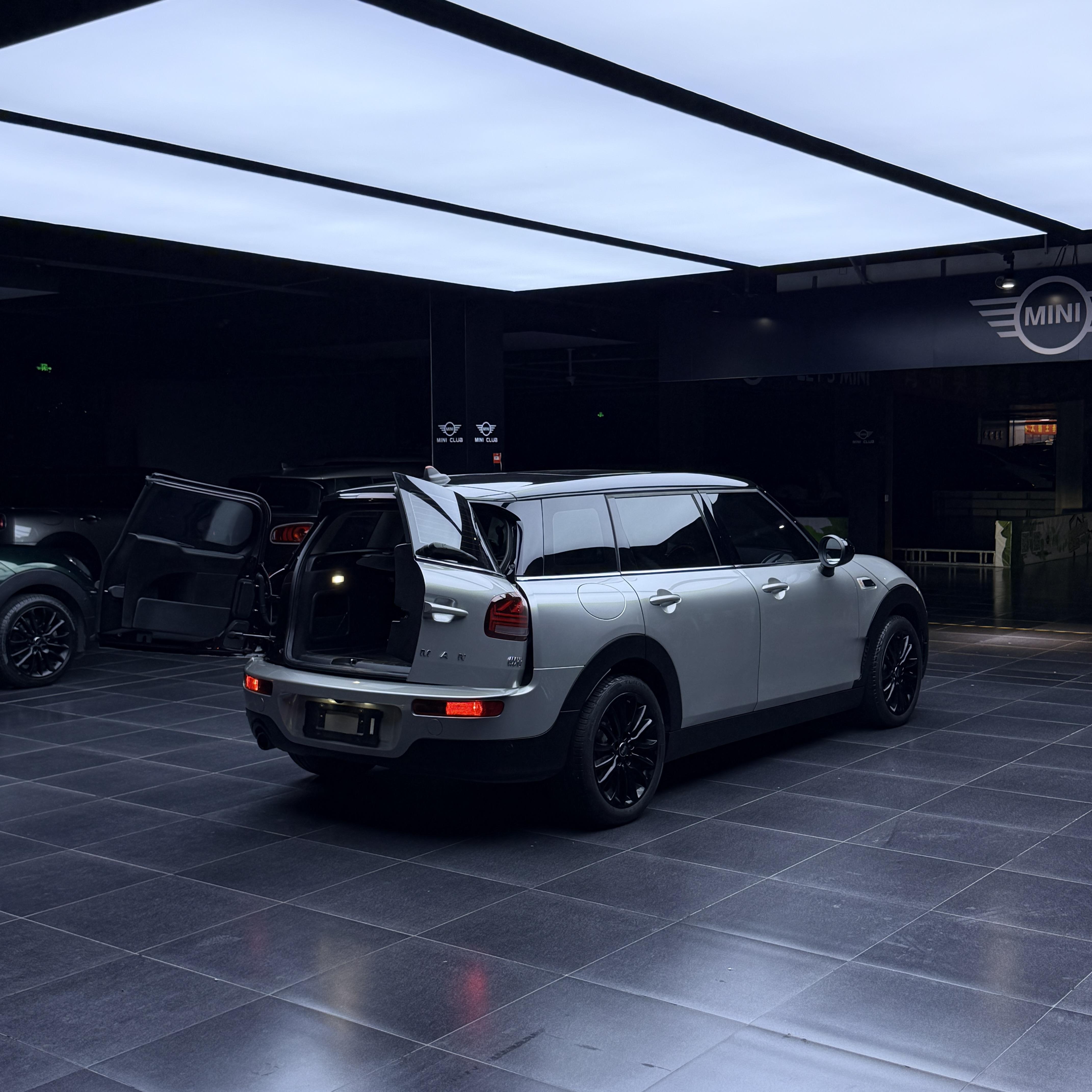 Mini Clubman 2016 thumb 2