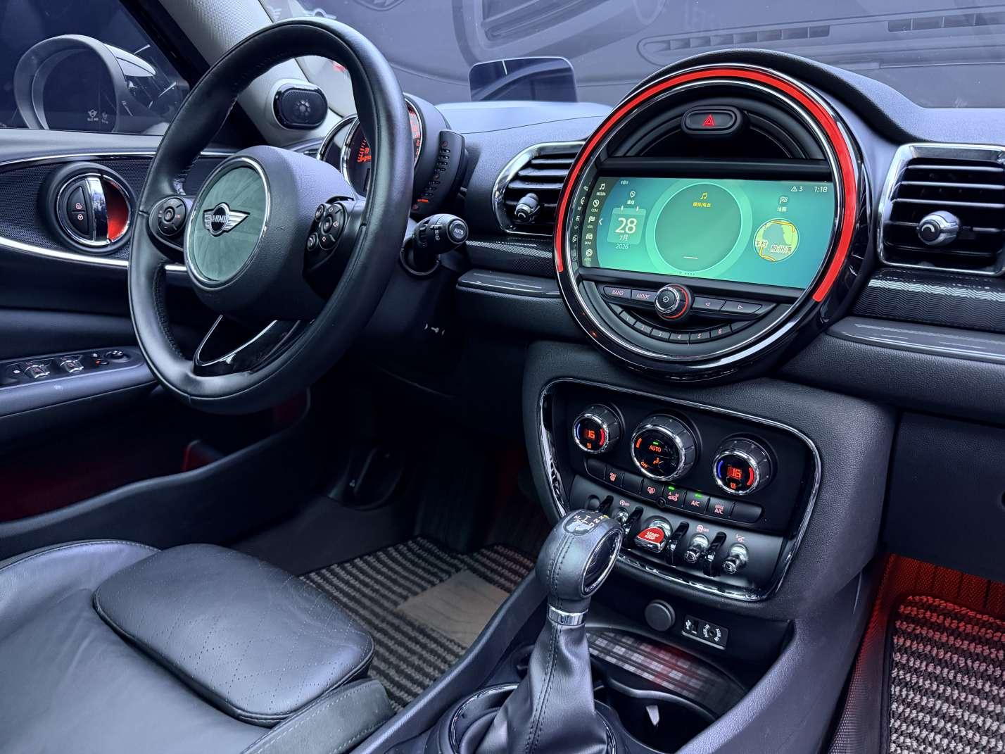 Mini Clubman 2016 thumb 10
