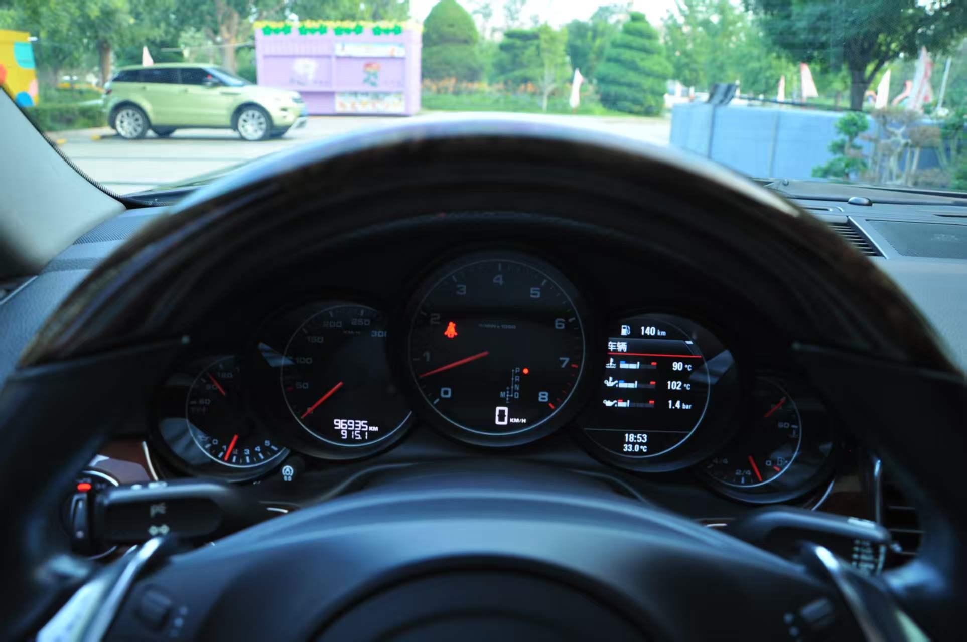 Porsche Panamera 2013 thumb 10
