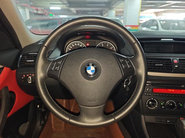 BMW X1 2013 thumb 6