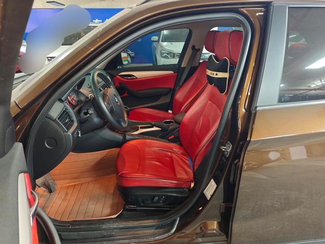 BMW X1 2013 thumb 8