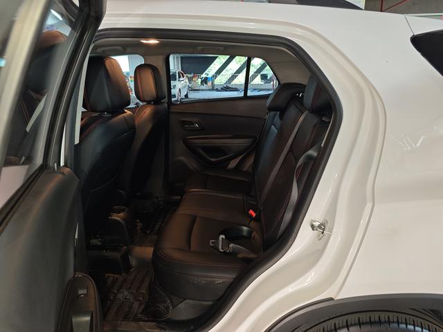 Chevrolet Tracker 2016 thumb 9