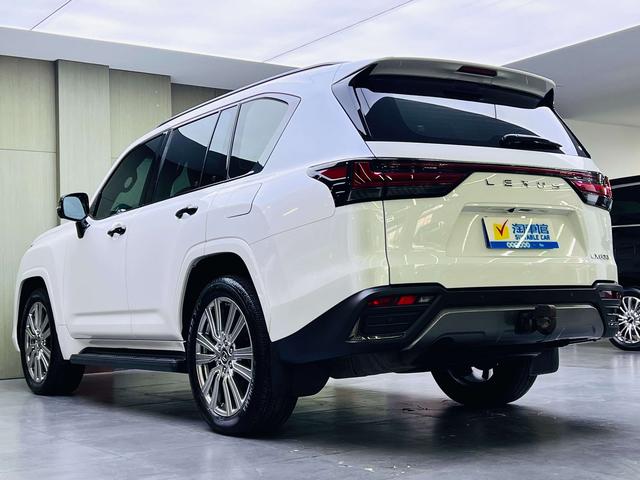 Lexus LX 2022 thumb 2