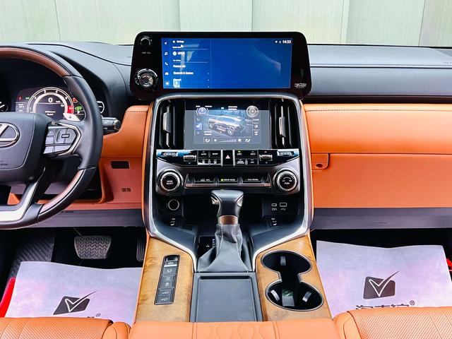 Lexus LX 2022 thumb 8