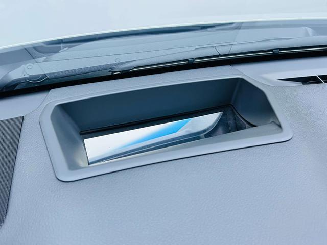 Lexus LX 2022 thumb 9