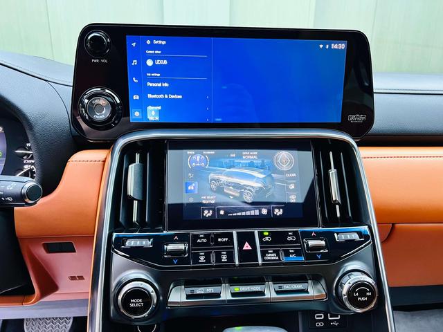 Lexus LX 2022 thumb 11
