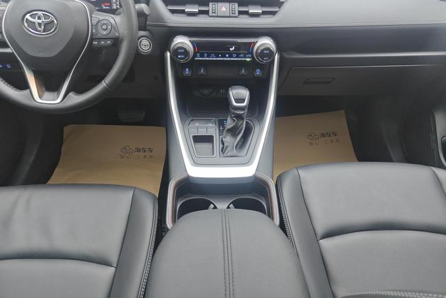 Toyota RAV4 2022 thumb 9