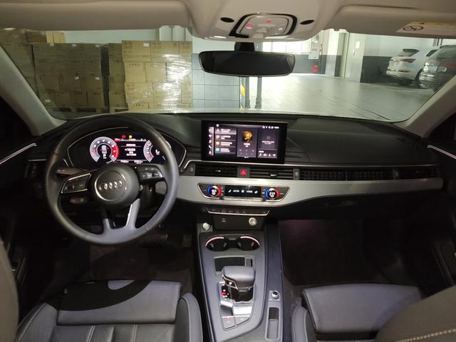 Audi A4 2020 thumb 3