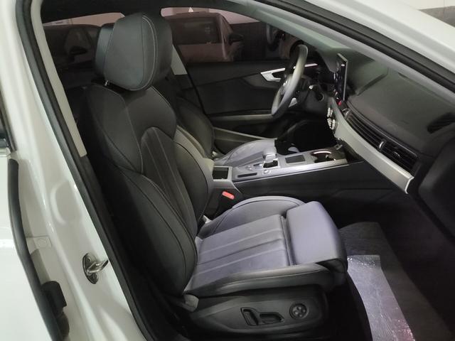 Audi A4 2020 thumb 9