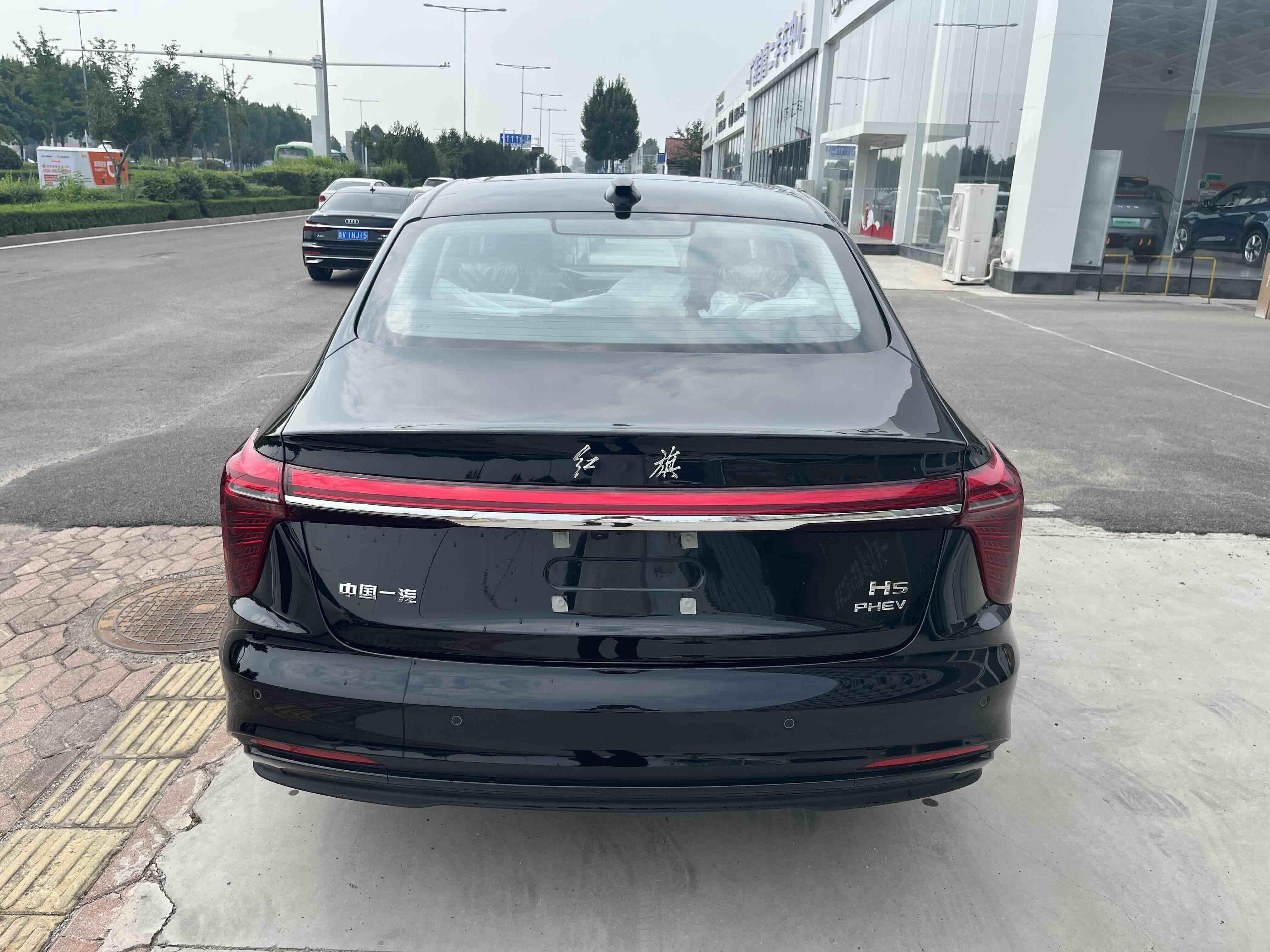 Hongqi H5 2025 thumb 4
