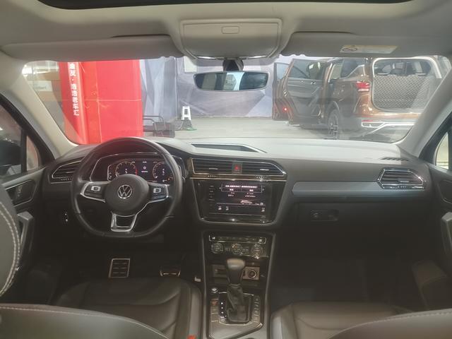 Volkswagen Tiguan 2021 thumb 3