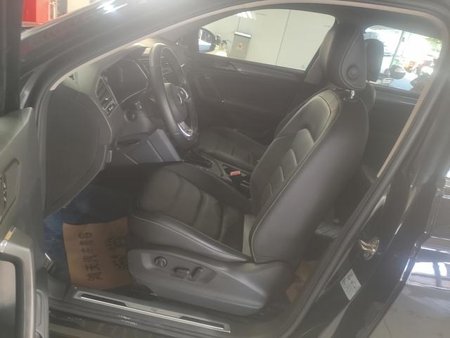 Volkswagen Tiguan 2021 thumb 8