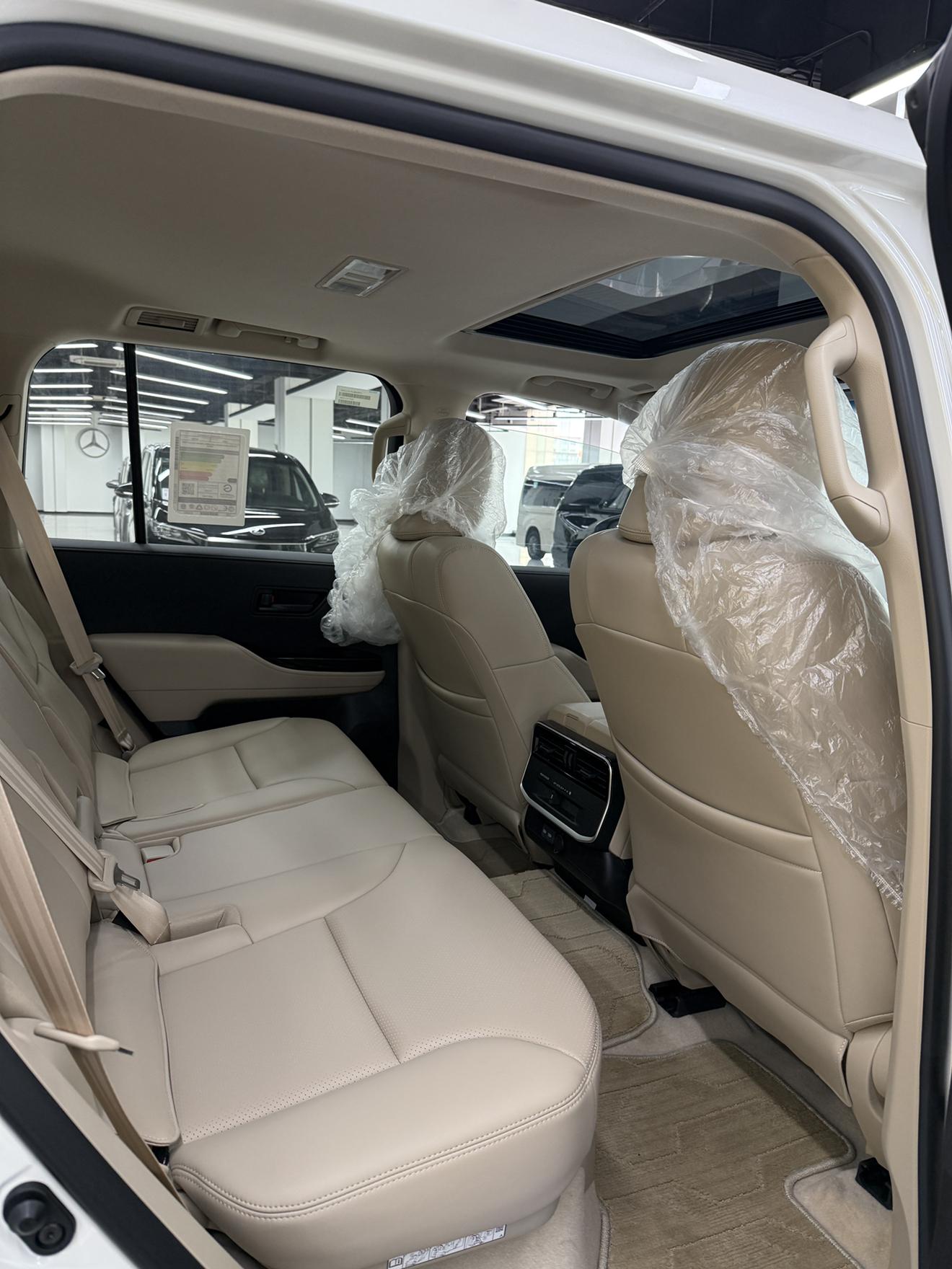 Toyota Land Cruiser 2026 thumb 4