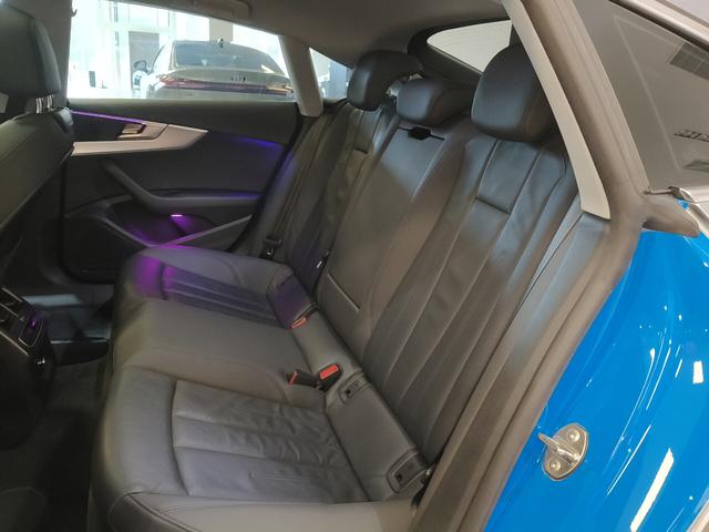 Audi A5 2021 thumb 10