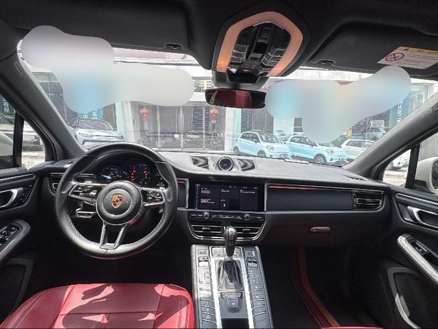 Porsche Macan 2021 thumb 4