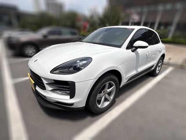 Porsche Macan 2021 thumb 11