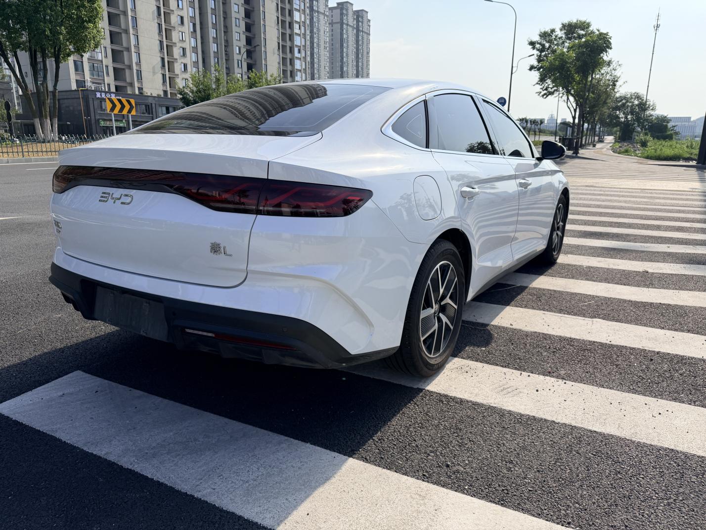 BYD Qin L DM 2025 thumb 4
