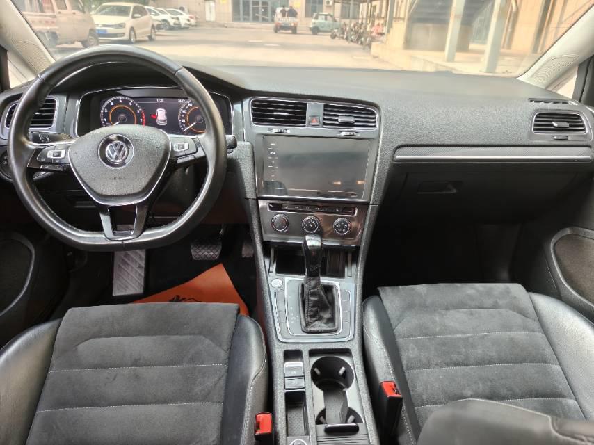 Volkswagen Golf Sportsvan 2020 thumb 5