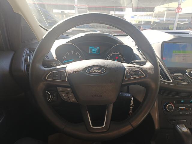 Ford Kuga 2017 thumb 7
