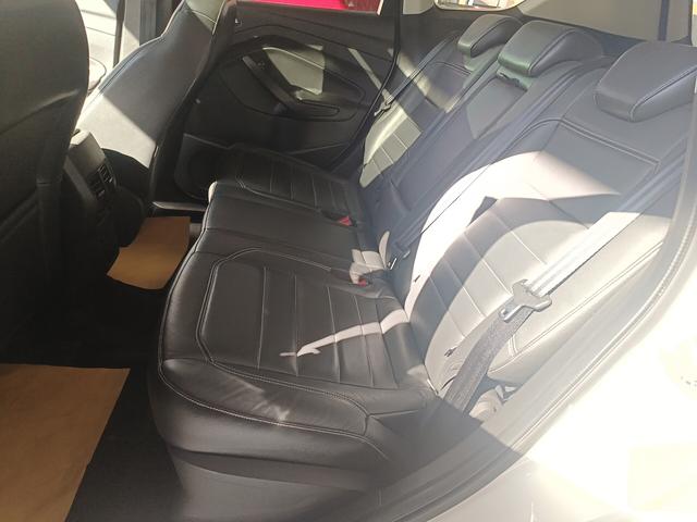 Ford Kuga 2017 thumb 10