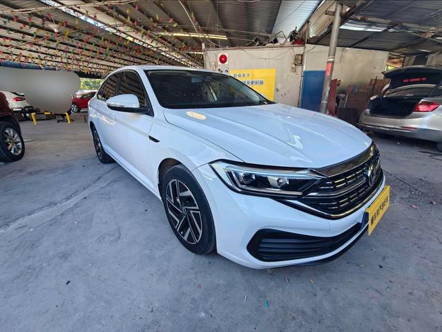 Volkswagen Sagitar 2023 thumb 12