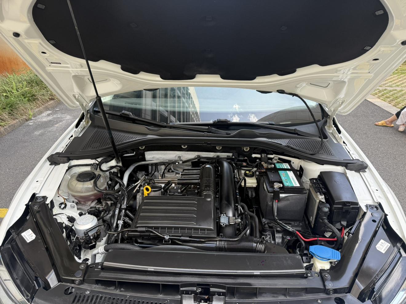 Volkswagen Lamando 2021 thumb 6