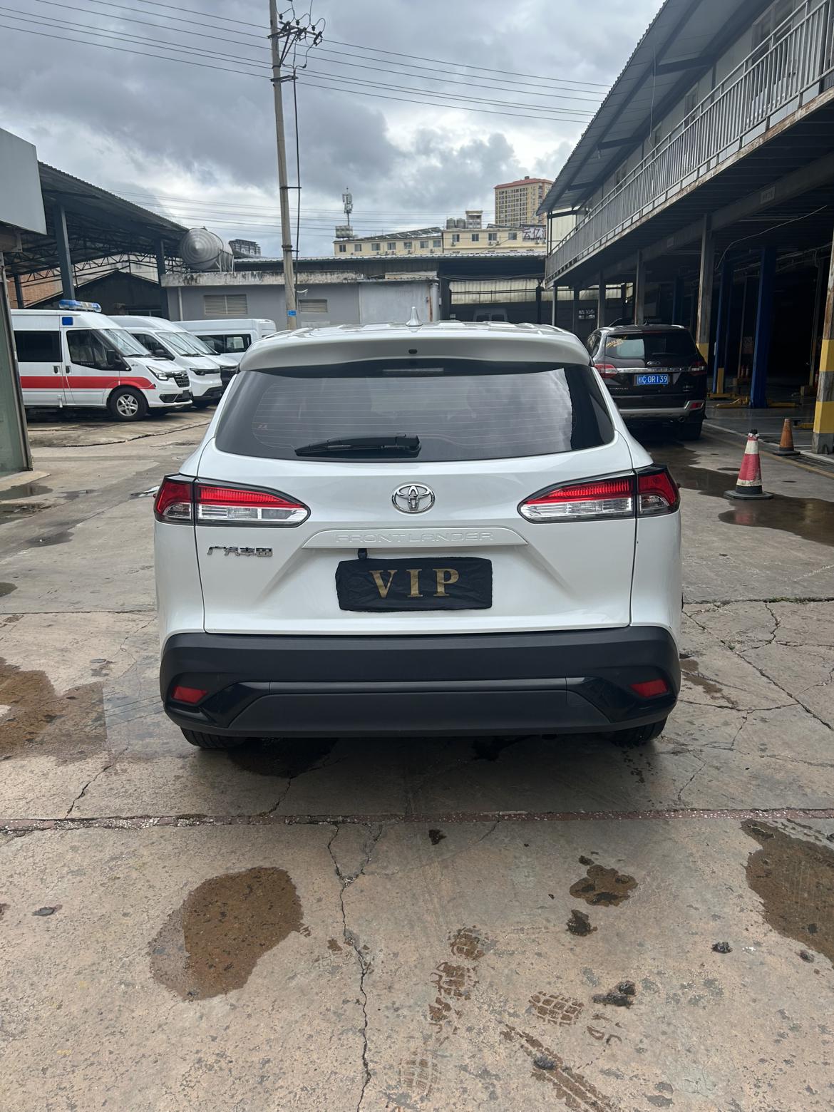 Toyota Frontlander 2024 thumb 3