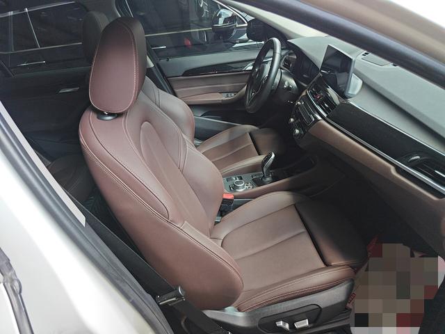 BMW X1 2021 thumb 9