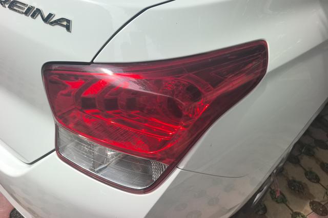 Hyundai Solaris 2017 thumb 3