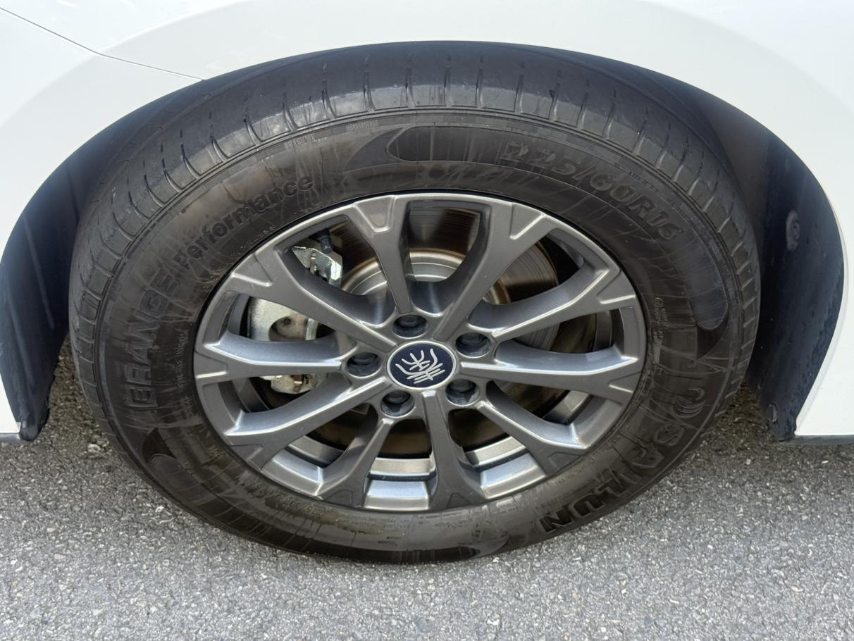 BYD Qin L DM 2024 thumb 10