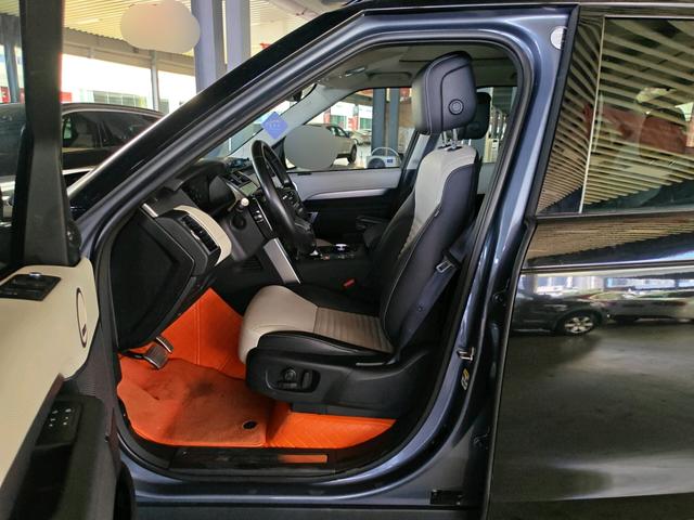 Land Rover Discovery 2021 thumb 8