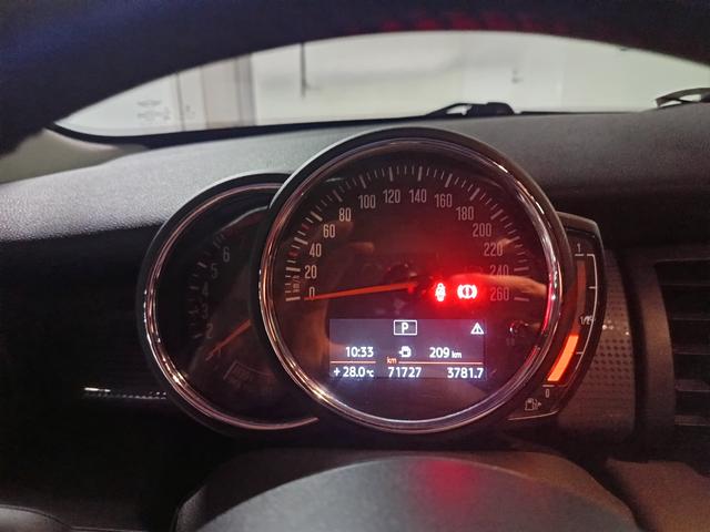 Mini Hatch 2016 thumb 4