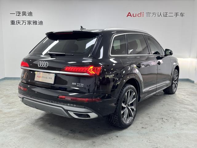 Audi Q7 2022 thumb 4